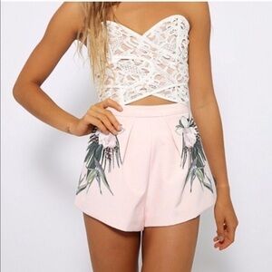 Stylestalker light pink and floral shorts, Sz. L